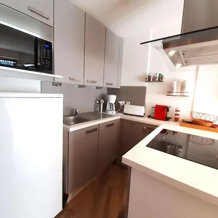 T2 6 Pers, Balco, Cuisine Eq, Casier Skis, 1700m, Saint-lary - Fr-1-457-144 * Сен-Лари-Сулан