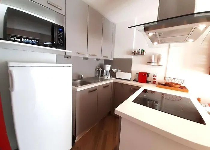 T2 6 Pers, Balco, Cuisine Eq, Casier Skis, 1700m, Saint-lary - Fr-1-457-144 * Saint-Lary-Soulan